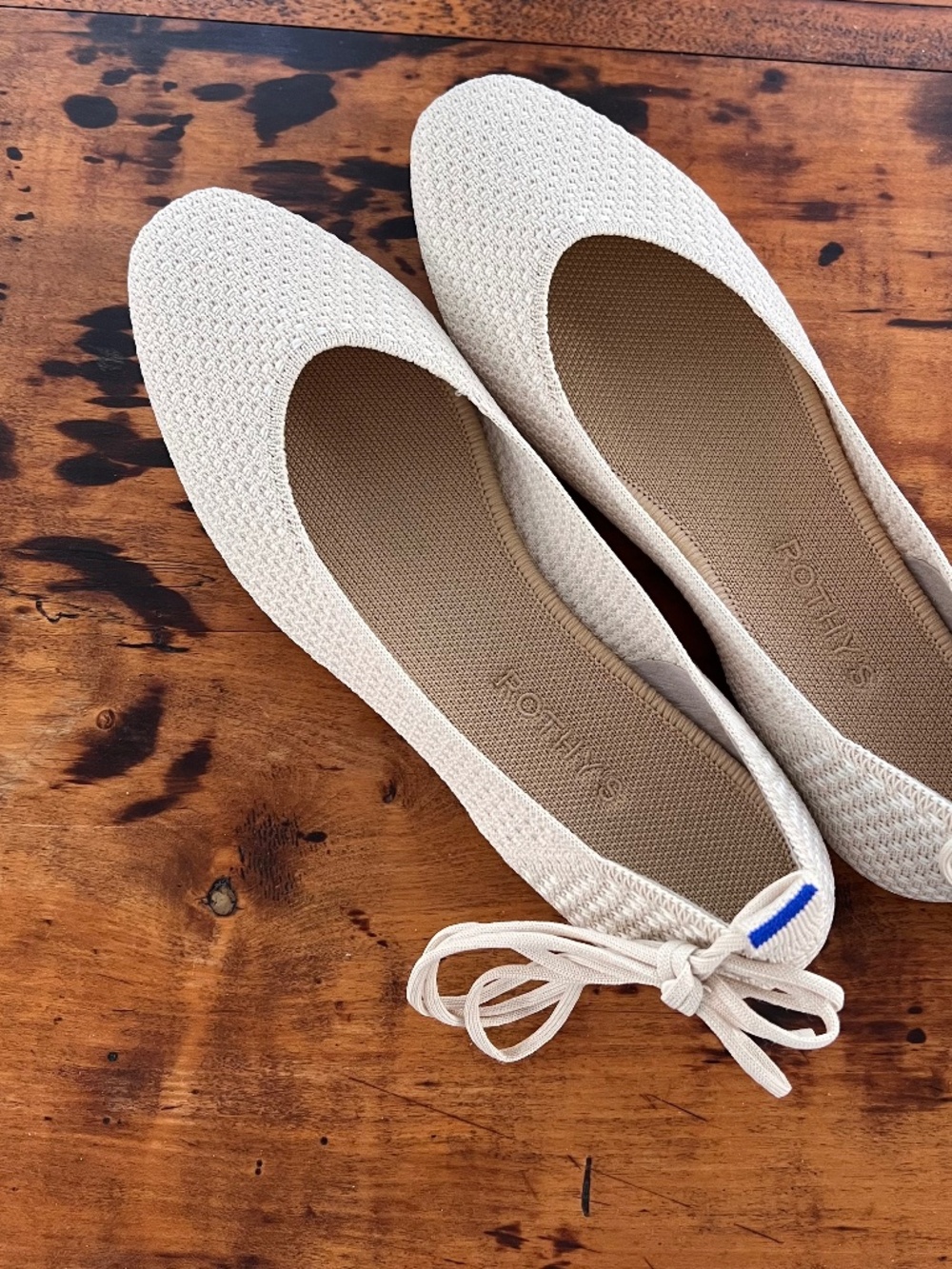 ROTHYS SQUARE WRAP FLATS